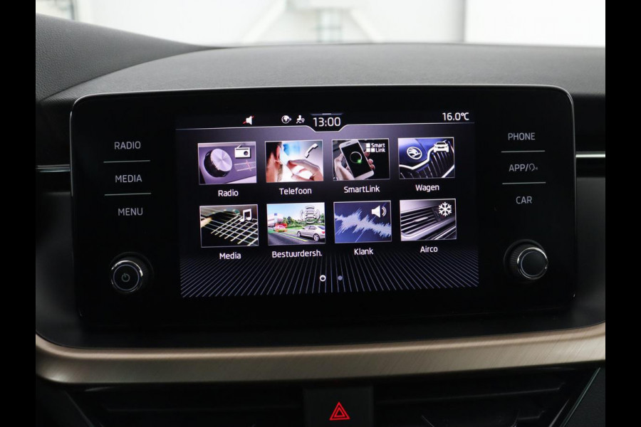 Škoda Kamiq 1.0 TSI Style | Automaat | Carplay | Keyless | Climate control | Full LED | Parkeerhulp | Cruise control | Bluetooth | Regensensor | Getint glas