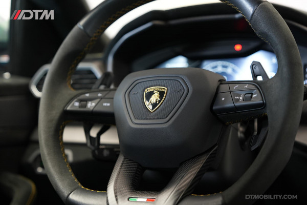 Lamborghini Urus 4.0 V8 Performante B&O | FULL Carbon | Nachtzicht