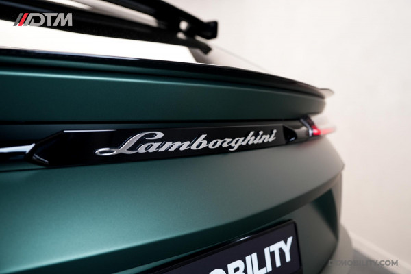 Lamborghini Urus 4.0 V8 Performante B&O | FULL Carbon | Nachtzicht