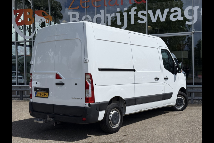 Renault Master T35 2.3 dCi 135 L2H2 | Navi | Carplay | Camera | Trekhaak | PDC