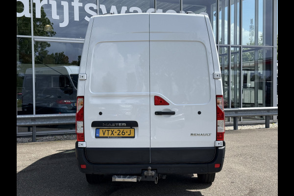 Renault Master T35 2.3 dCi 135 L2H2 | Navi | Carplay | Camera | Trekhaak | PDC
