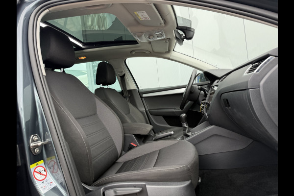 Škoda Octavia Combi 1.5 TSI 150pk Style | Pano dak | Trekhaak
