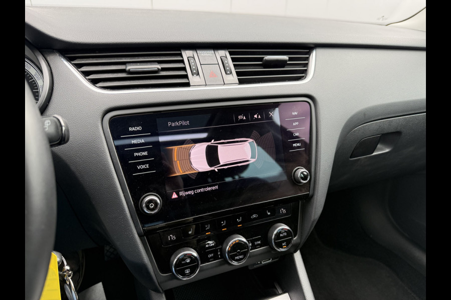 Škoda Octavia Combi 1.5 TSI 150pk Style | Pano dak | Trekhaak