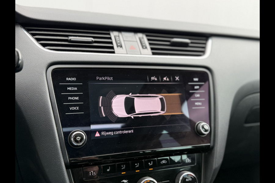 Škoda Octavia Combi 1.5 TSI 150pk Style | Pano dak | Trekhaak