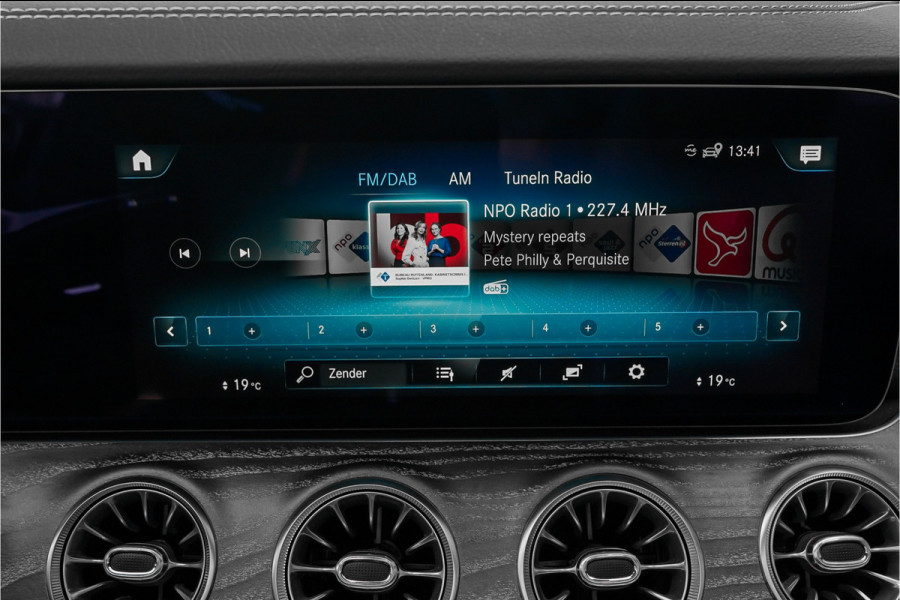 Mercedes-Benz E-Klasse Cabrio 450 4MATIC AMG Line Distronic Memory Burmester