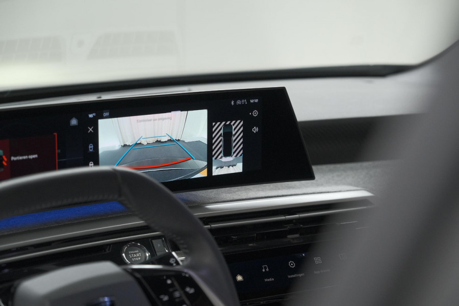 Peugeot E-3008 Allure 73 kWh | 11 KW Lader | Camera | Panoramic Navigation pack