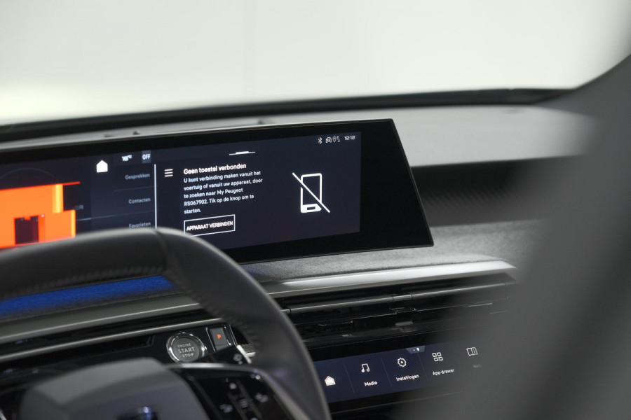 Peugeot E-3008 Allure 73 kWh | 11 KW Lader | Camera | Panoramic Navigation pack