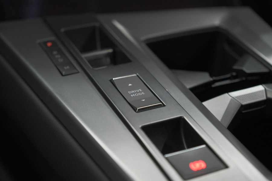 Opel Grandland 1.2 Turbo 145 Hybrid GS | Nieuw Model | Camera | Apple Carplay | Navigatie | Stoelverwarming