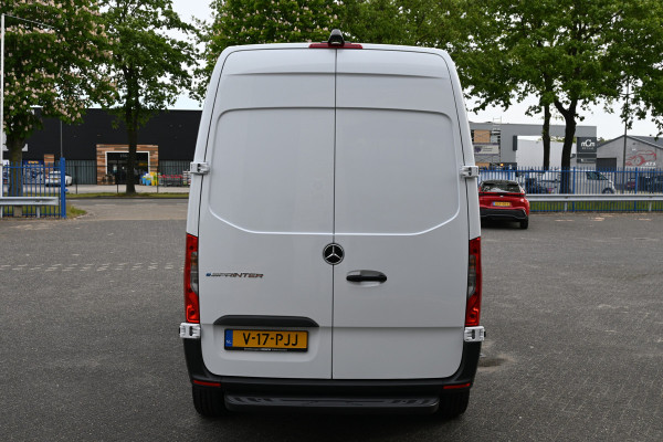 Mercedes-Benz eSprinter 312 L2H2 FWD 56 kWh Camera, Stoelverwarming