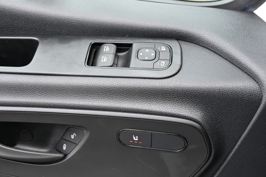 Mercedes-Benz eSprinter 312 L2H2 FWD 56 kWh Camera, Stoelverwarming
