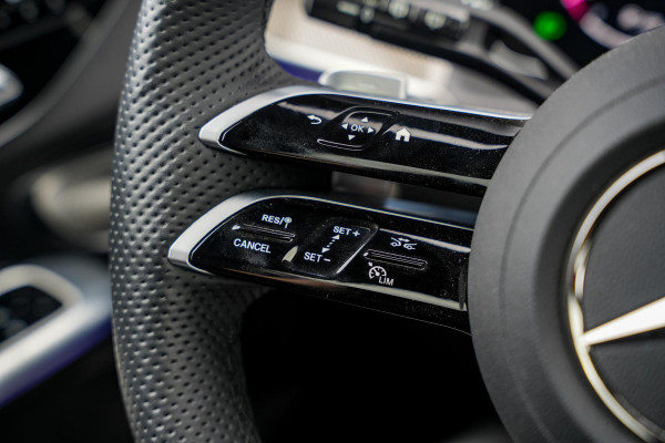 Mercedes-Benz GLC 300de 4MATIC AMG Line Edition | Panorama | Burmester 3D | Distronic | Trekhaak | Memory