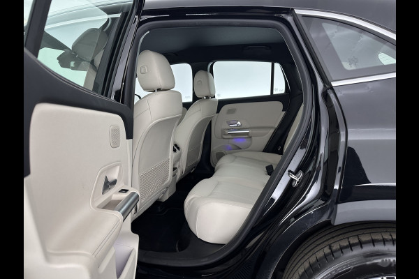 Mercedes-Benz EQA 350 4MATIC Luxury Line 67 kWh [ 3-Fase-11 kW ] (INCL-BTW) *LEATHER | FULL-LED | BLIND-SPOT | WIDESCREEN-DIGI-COCKPIT | HEATED-SPORTSEATS | CAMERA | NAVI-FULLMAP | DAB | AMBIENT-LIGHT | KEYLESS | LANE-ASSIST | 18''ALU*