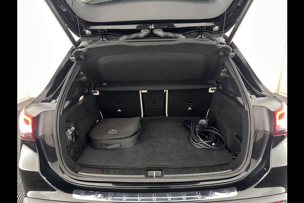 Mercedes-Benz EQA 350 4MATIC Luxury Line 67 kWh [ 3-Fase-11 kW ] (INCL-BTW) *LEATHER | FULL-LED | BLIND-SPOT | WIDESCREEN-DIGI-COCKPIT | HEATED-SPORTSEATS | CAMERA | NAVI-FULLMAP | DAB | AMBIENT-LIGHT | KEYLESS | LANE-ASSIST | 18''ALU*