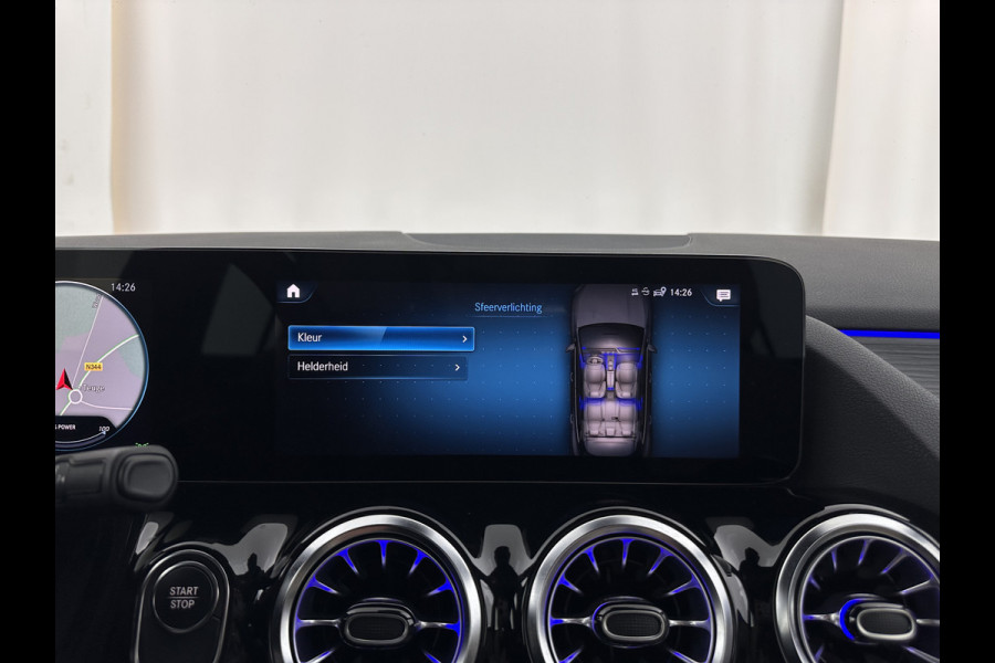 Mercedes-Benz EQA 350 4MATIC Luxury Line 67 kWh [ 3-Fase-11 kW ] (INCL-BTW) *LEATHER | FULL-LED | BLIND-SPOT | WIDESCREEN-DIGI-COCKPIT | HEATED-SPORTSEATS | CAMERA | NAVI-FULLMAP | DAB | AMBIENT-LIGHT | KEYLESS | LANE-ASSIST | 18''ALU*
