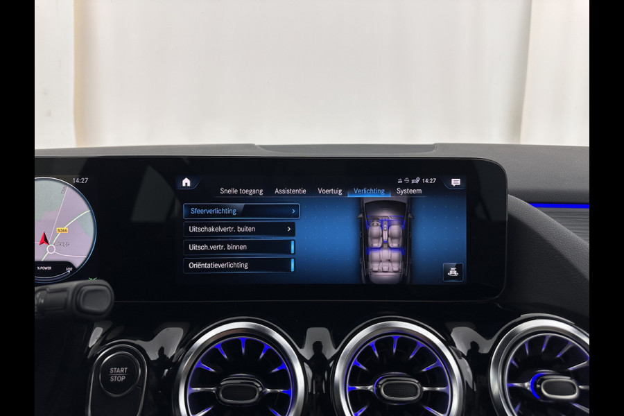 Mercedes-Benz EQA 350 4MATIC Luxury Line 67 kWh [ 3-Fase-11 kW ] (INCL-BTW) *LEATHER | FULL-LED | BLIND-SPOT | WIDESCREEN-DIGI-COCKPIT | HEATED-SPORTSEATS | CAMERA | NAVI-FULLMAP | DAB | AMBIENT-LIGHT | KEYLESS | LANE-ASSIST | 18''ALU*