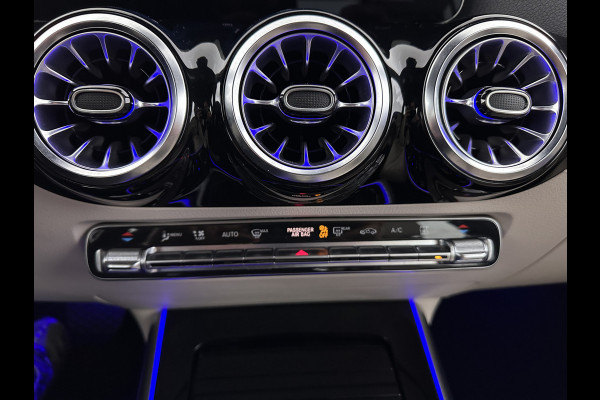 Mercedes-Benz EQA 350 4MATIC Luxury Line 67 kWh [ 3-Fase-11 kW ] (INCL-BTW) *LEATHER | FULL-LED | BLIND-SPOT | WIDESCREEN-DIGI-COCKPIT | HEATED-SPORTSEATS | CAMERA | NAVI-FULLMAP | DAB | AMBIENT-LIGHT | KEYLESS | LANE-ASSIST | 18''ALU*