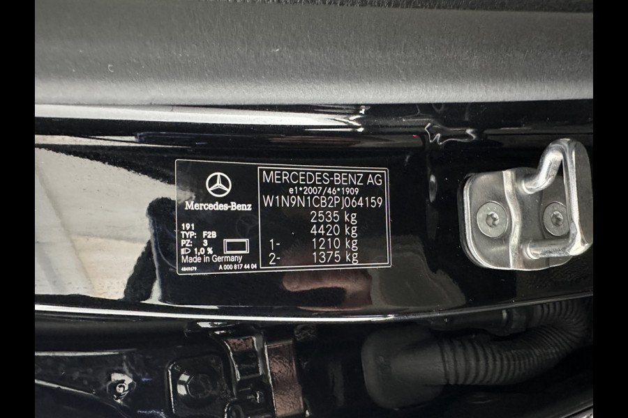Mercedes-Benz EQA 350 4MATIC Luxury Line 67 kWh [ 3-Fase-11 kW ] (INCL-BTW) *LEATHER | FULL-LED | BLIND-SPOT | WIDESCREEN-DIGI-COCKPIT | HEATED-SPORTSEATS | CAMERA | NAVI-FULLMAP | DAB | AMBIENT-LIGHT | KEYLESS | LANE-ASSIST | 18''ALU*