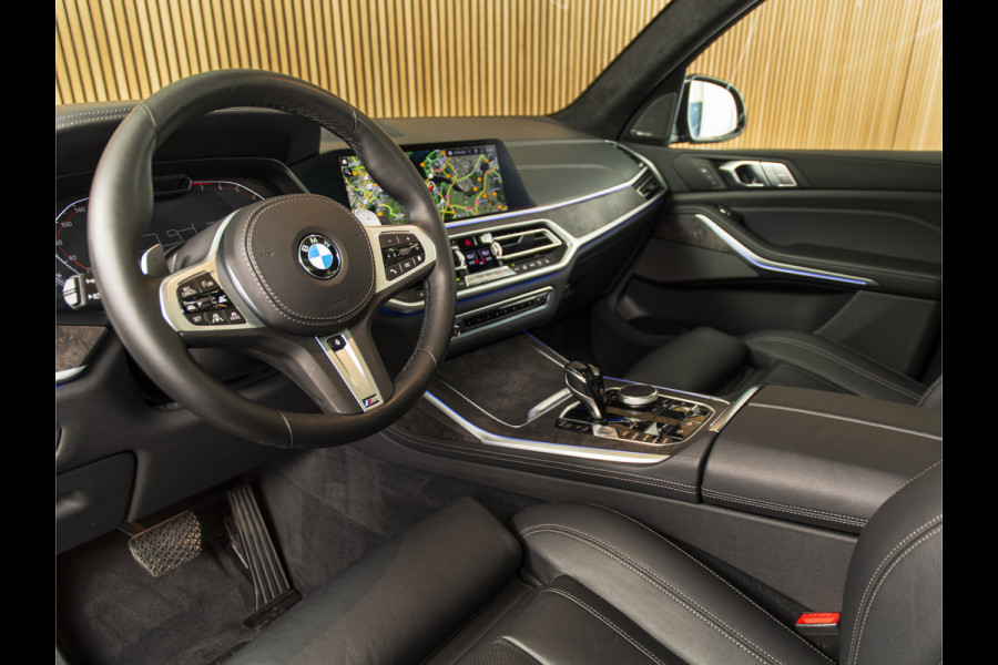 BMW X7 xDrive40i 22" | PANO | H/K | DRIVE+ | PARK+ | HUD