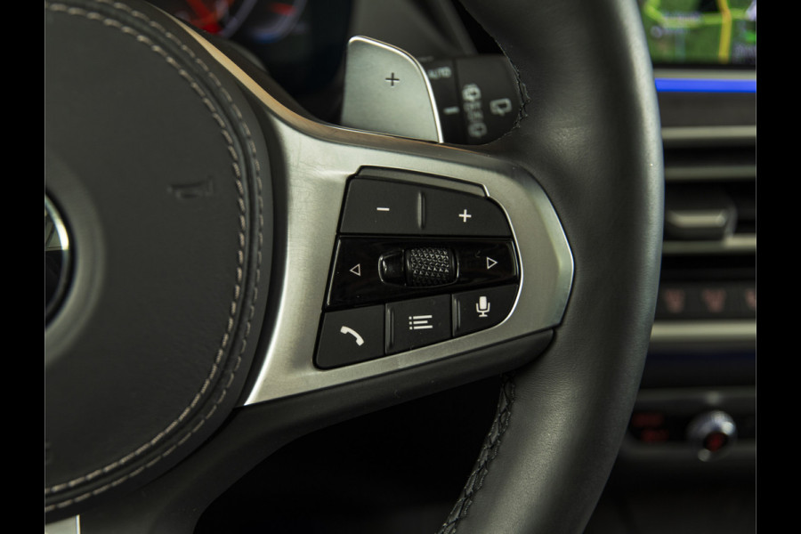 BMW X7 xDrive40i 22" | PANO | H/K | DRIVE+ | PARK+ | HUD