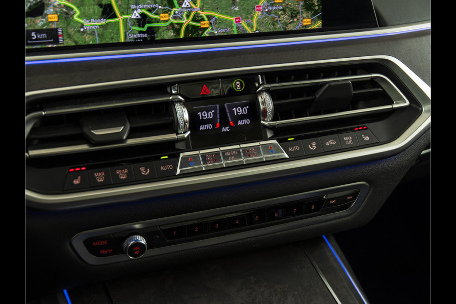 BMW X7 xDrive40i 22" | PANO | H/K | DRIVE+ | PARK+ | HUD