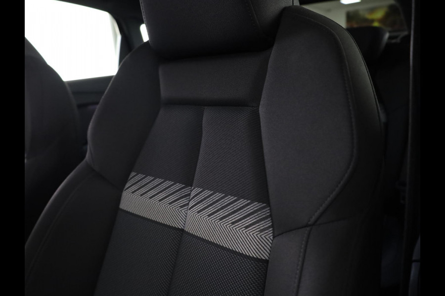 Audi Q4 Sportback e-tron 40 Advanced edition 77 kWh 204 pk | SOH 96,04% | Navigatie | Warmtepomp | Parkeersensoren | Achteruitrijcamera | Adaptieve cruise control | Stoelverwarming |
