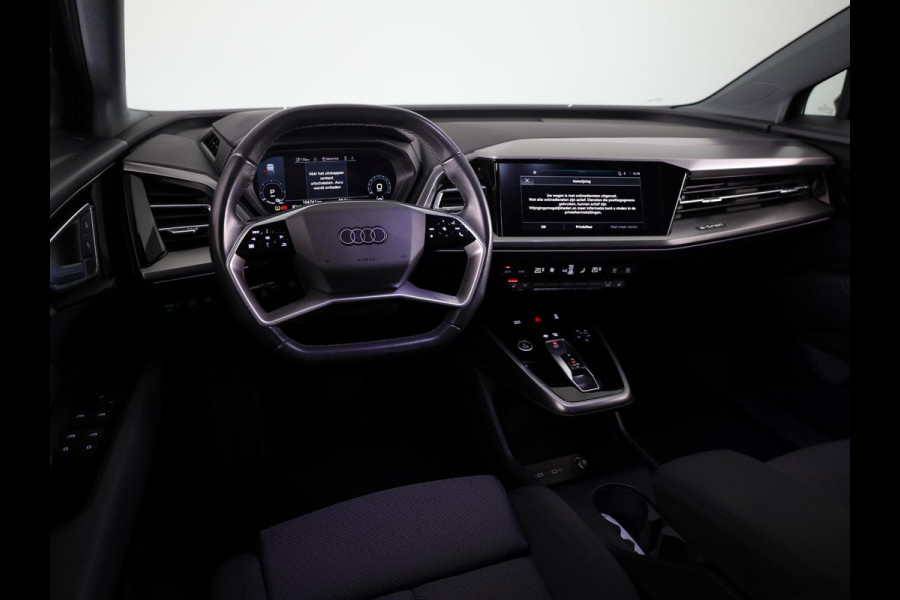 Audi Q4 Sportback e-tron 40 Advanced edition 77 kWh 204 pk | SOH 96,04% | Navigatie | Warmtepomp | Parkeersensoren | Achteruitrijcamera | Adaptieve cruise control | Stoelverwarming |