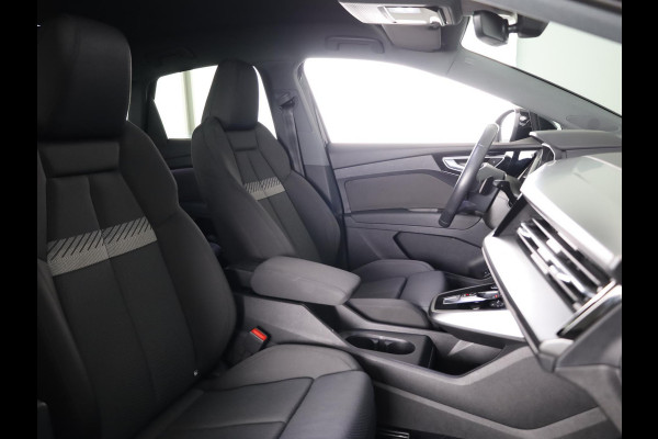 Audi Q4 Sportback e-tron 40 Advanced edition 77 kWh 204 pk | SOH 96,04% | Navigatie | Warmtepomp | Parkeersensoren | Achteruitrijcamera | Adaptieve cruise control | Stoelverwarming |