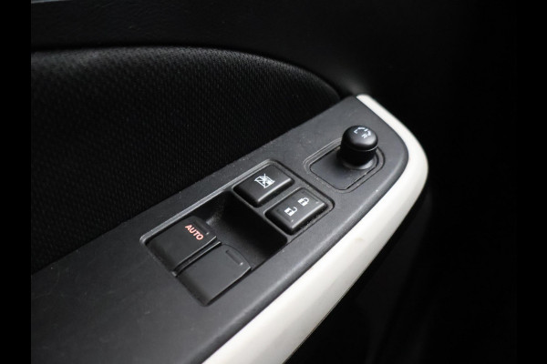 Suzuki Swift 1.2 SELECT *45.134 KM* + TREKHAAK AFN. | CAMERA | STOELVERW. | CARPLAY