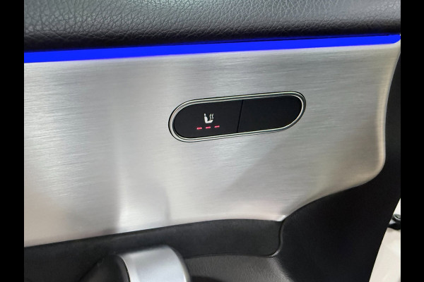 Mercedes-Benz A-Klasse 180 Business Solution AMG NAVI/V-COCKPIT/CAM/DAB/LED/CARPLAY/ECC/PDC///