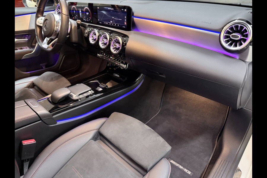 Mercedes-Benz A-Klasse 180 Business Solution AMG NAVI/V-COCKPIT/CAM/DAB/LED/CARPLAY/ECC/PDC///