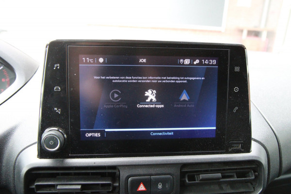 Peugeot Partner 1.5 BlueHDi 130PK Automaat L2 / Camera / 3 zits / multi stuur