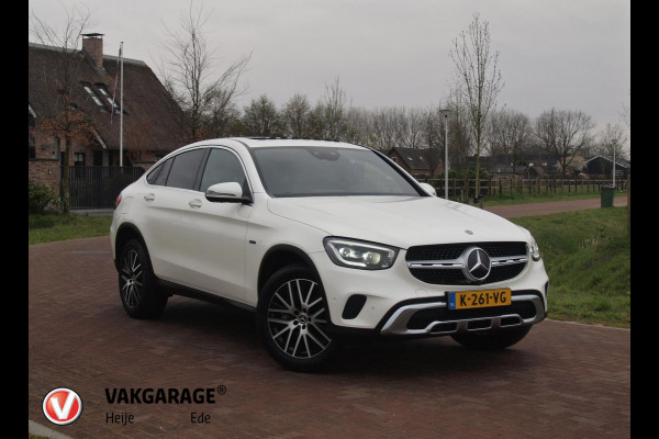 Mercedes-Benz GLC Coupé 300e 4MATIC Business Solution Luxury |  Burmester Surround | Schuifdak | 360 Camera | Digital Cockpit | NL-Auto |