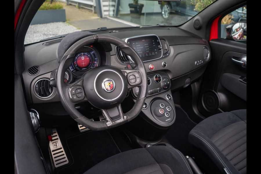 Abarth 595C Competizione 180PK / Carbon / Koni / Brembo / Monza / Sabelt / Carplay