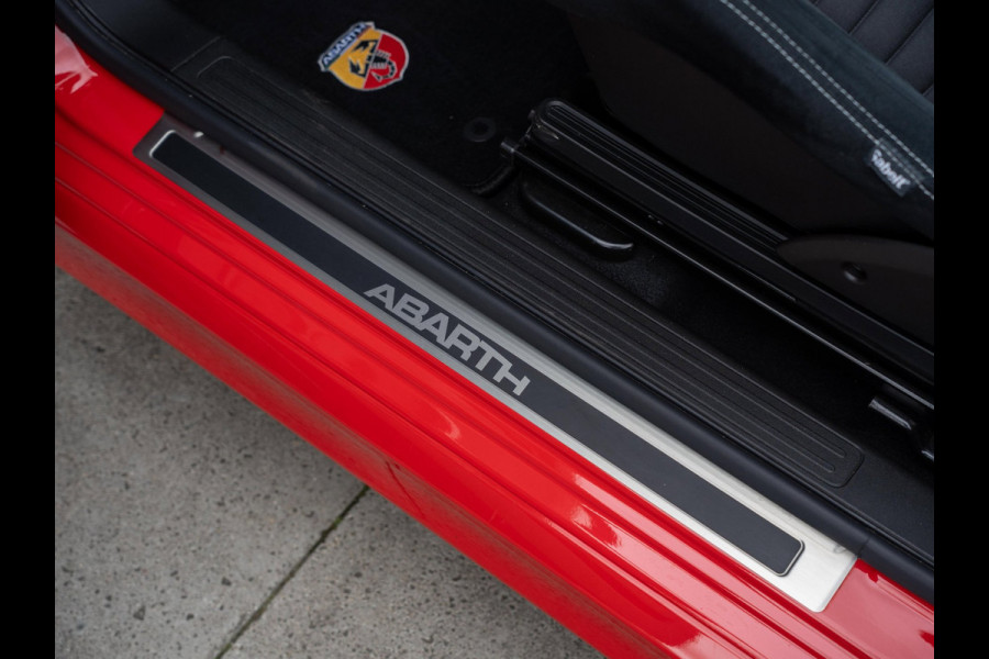 Abarth 595C Competizione 180PK / Carbon / Koni / Brembo / Monza / Sabelt / Carplay