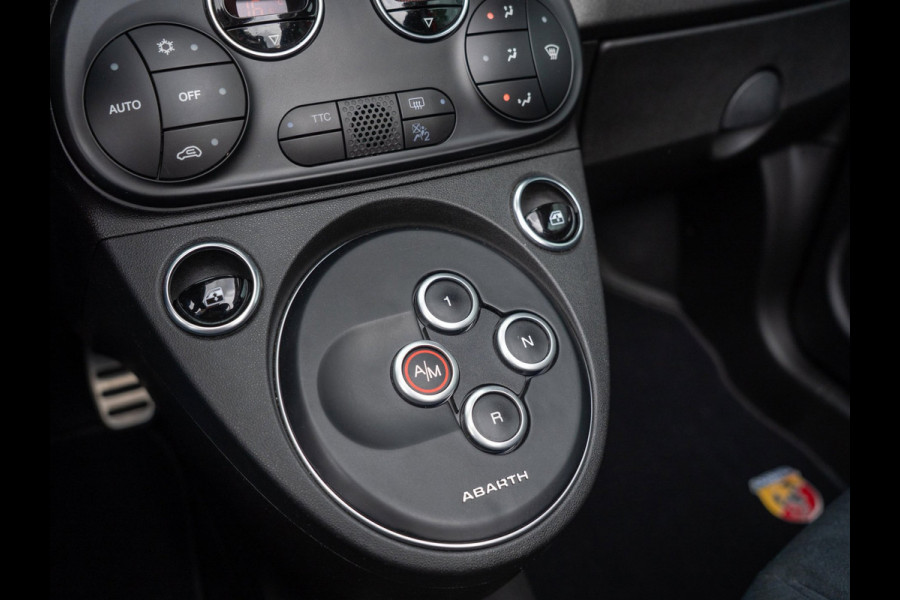 Abarth 595C Competizione 180PK / Carbon / Koni / Brembo / Monza / Sabelt / Carplay