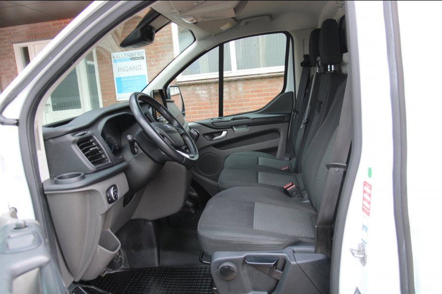 Ford Transit Custom 320 2.0 TDCI L1H1 Limited / Camera / 3 zits / carplay