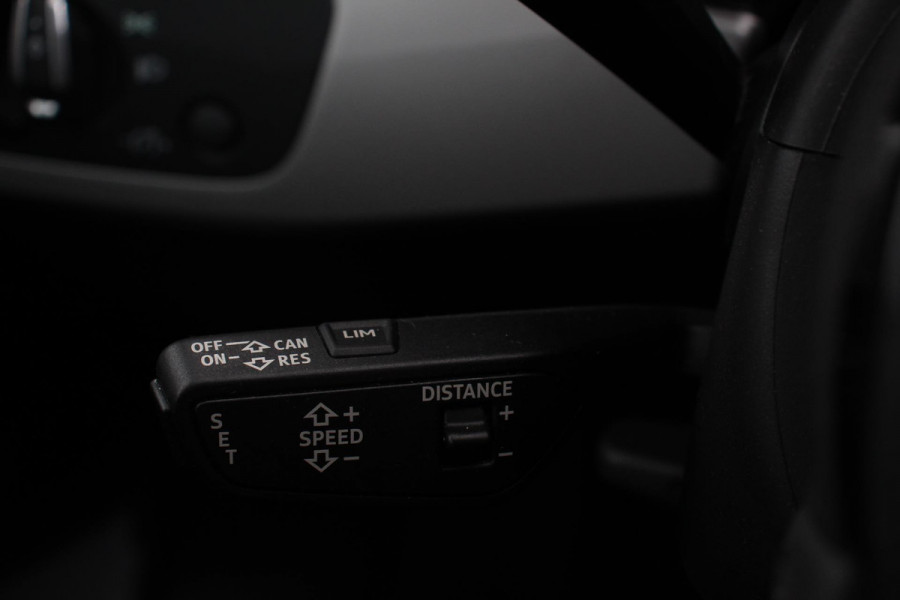 Audi A4 Avant 40 TFSI 190pk S-Tronic Advanced Prestige Tour Plus Navigatie Climate Control Electrische bedienbare achterklep Stoelverwarming