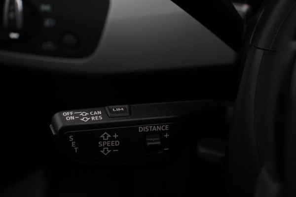 Audi A4 Avant 40 TFSI 190pk S-Tronic Advanced Prestige Tour Plus Navigatie Climate Control Electrische bedienbare achterklep Stoelverwarming