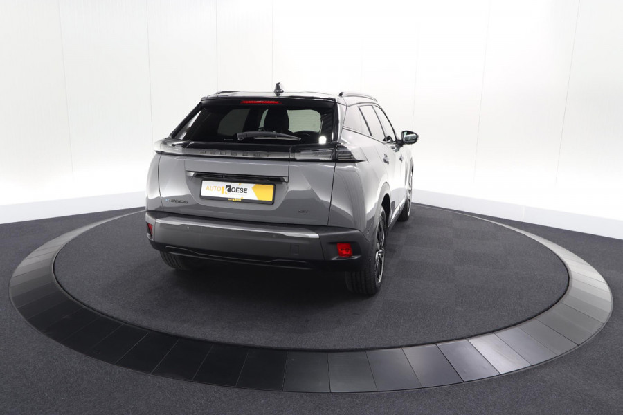 Peugeot e-2008 EV GT Avantage 54 kWh | 96.8% SOH | 11 KW Lader | 360 Camera | Panoramadak | Dodehoekdetectie