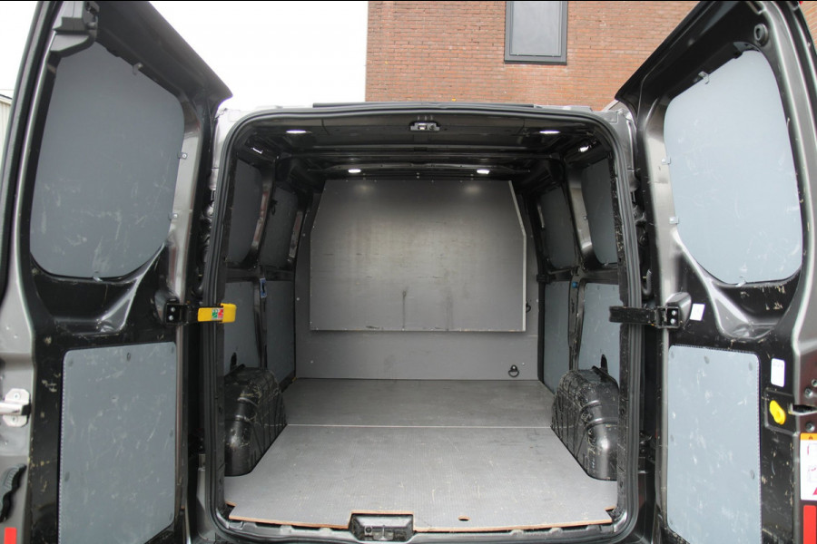 Ford Transit Custom 280 2.0 TDCI L1H1 Limited / Automaat 130PK / Camera / 3 zits