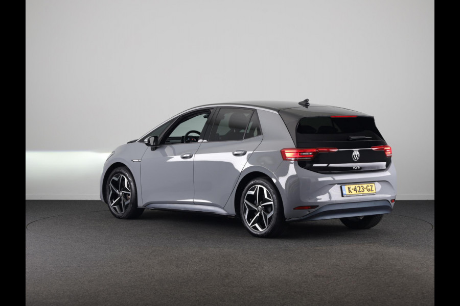 Volkswagen ID.3 First Plus 58 kWh 204PK | Navigatie | Parkeercamera | 19"LM velgen |