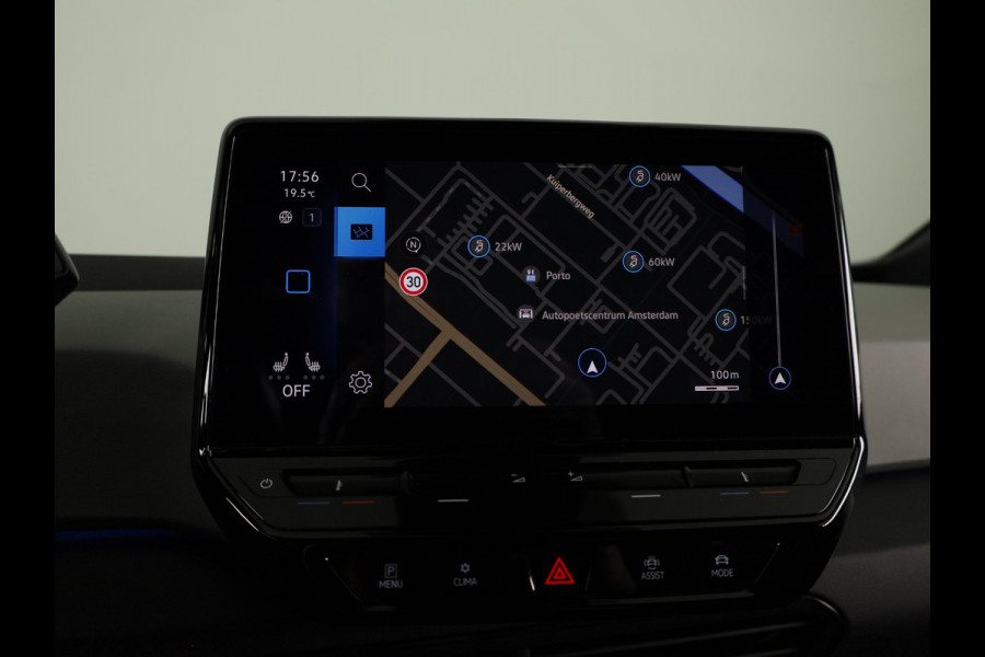 Volkswagen ID.3 First Plus 58 kWh 204PK | Navigatie | Parkeercamera | 19"LM velgen |