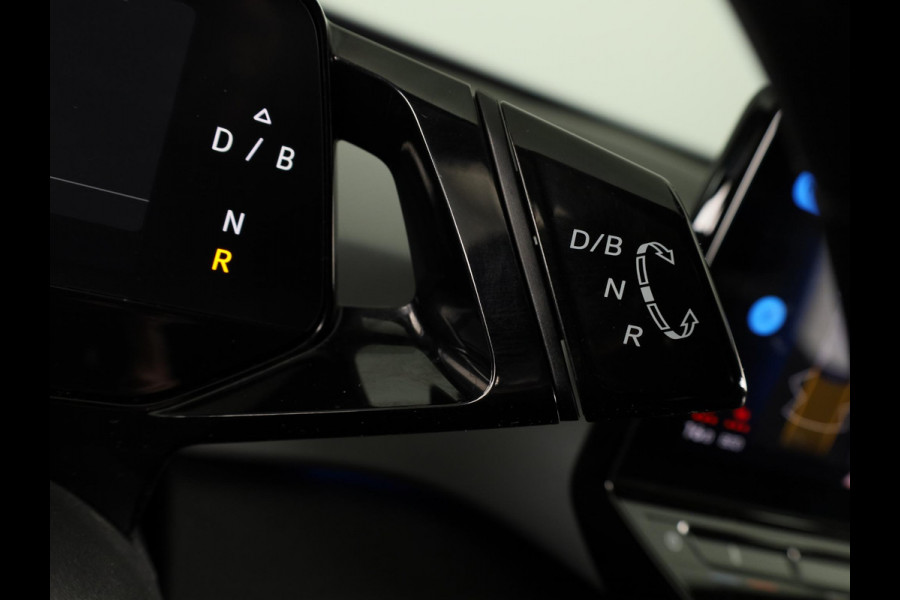 Volkswagen ID.3 First Plus 58 kWh 204PK | Navigatie | Parkeercamera | 19"LM velgen |