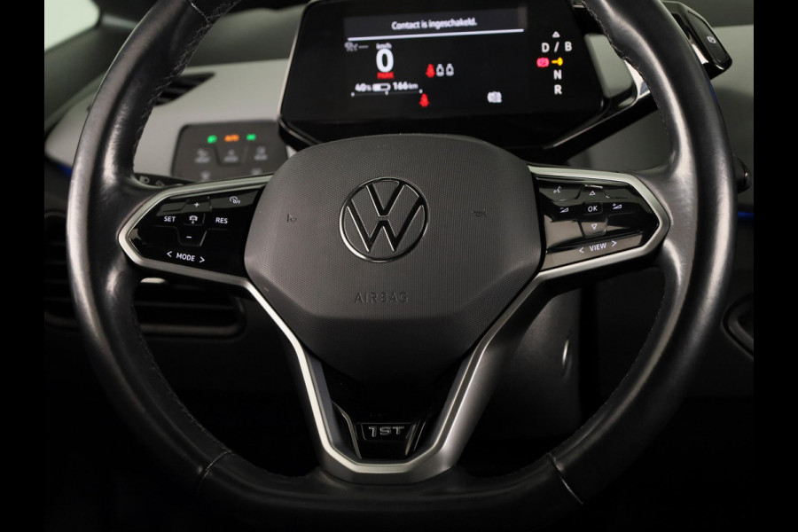 Volkswagen ID.3 First Plus 58 kWh 204PK | Navigatie | Parkeercamera | 19"LM velgen |