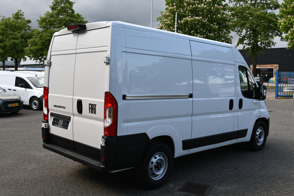 Fiat Ducato 2.2 MultiJet 140 S&S L2H2 3.5t Camera, Airco, Cruise control