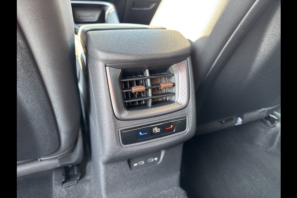 CUPRA Terramar 1.5 eTSI 150PK DSG BUSINESS HEAD-UP/NAVI/CAMERA/LEDER/ MATRIX/ FABRIEKS GARANTIE