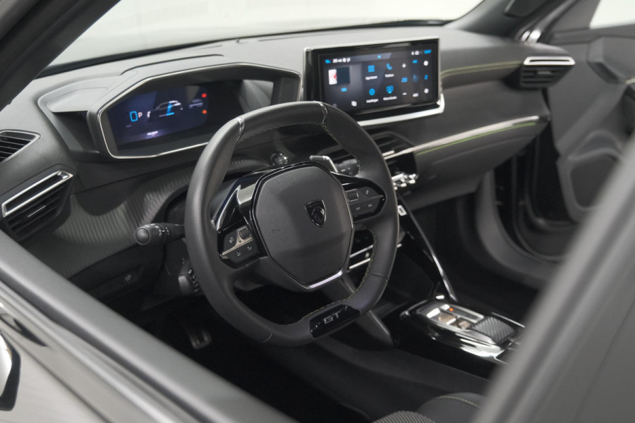 Peugeot 2008 1.2 Hybrid 136 GT | Camera | Apple Carplay | Parkeersensoren