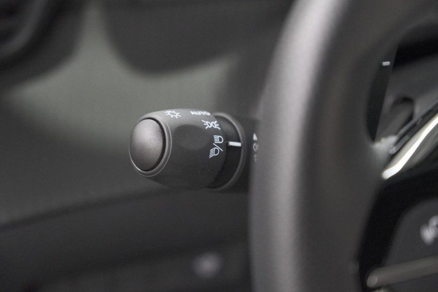 Peugeot 2008 1.2 Hybrid 136 GT | Camera | Apple Carplay | Parkeersensoren