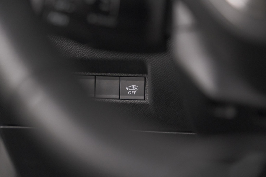 Peugeot 2008 1.2 Hybrid 136 GT | Camera | Apple Carplay | Parkeersensoren