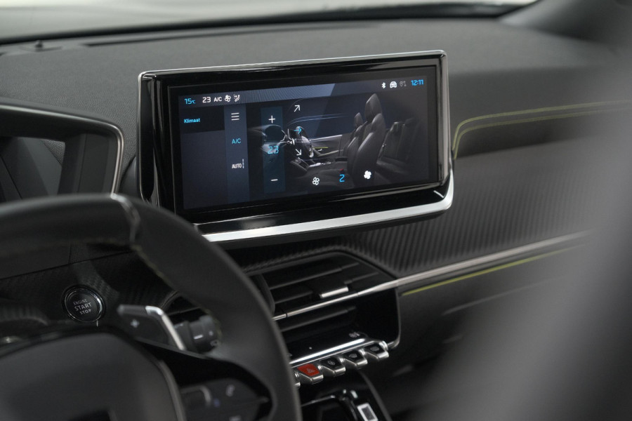 Peugeot 2008 1.2 Hybrid 136 GT | Camera | Apple Carplay | Parkeersensoren